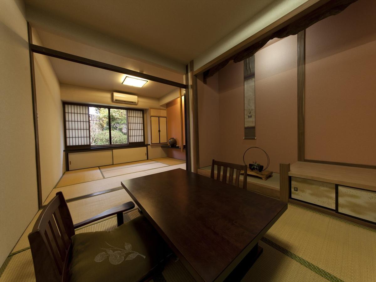 Hotel Gokuraku Onsen Takumi No Yado Takaharu Exterior foto