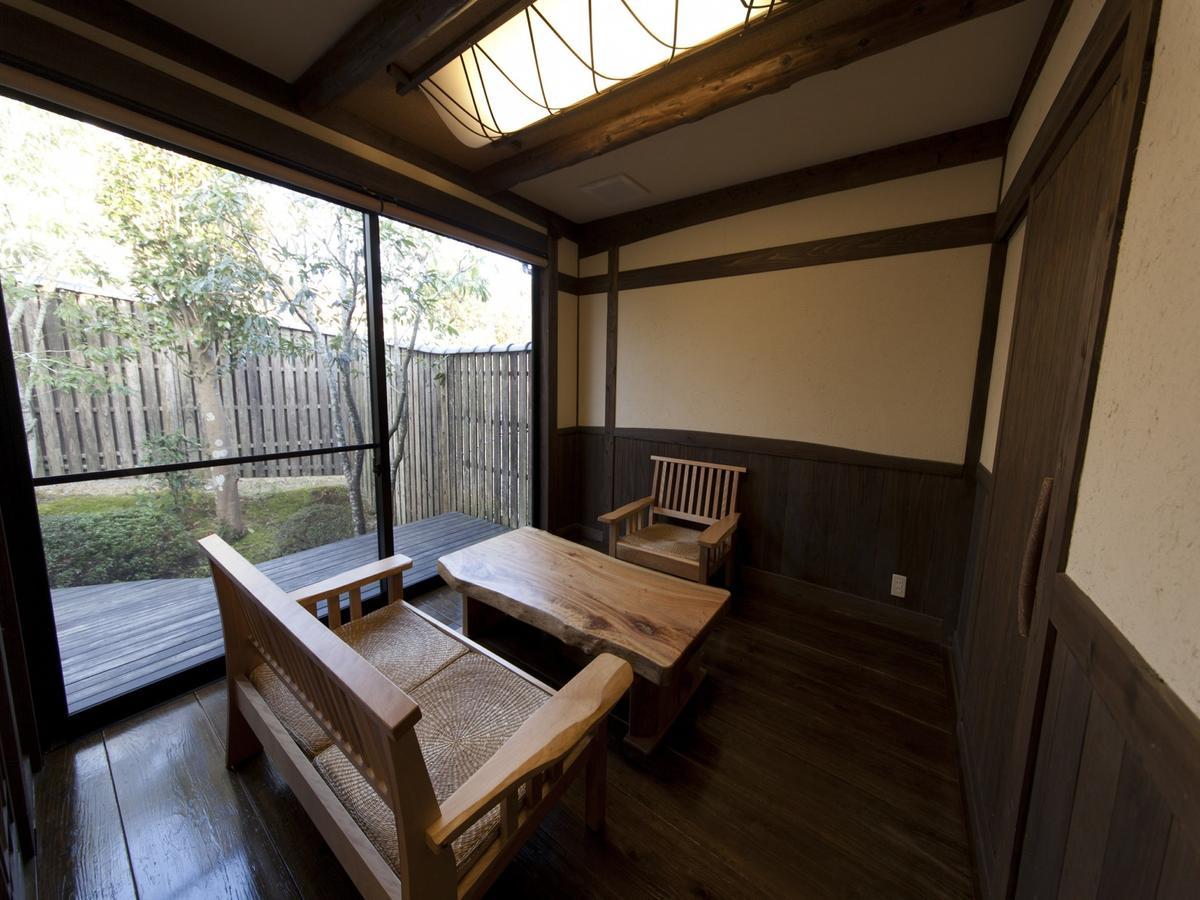 Hotel Gokuraku Onsen Takumi No Yado Takaharu Exterior foto