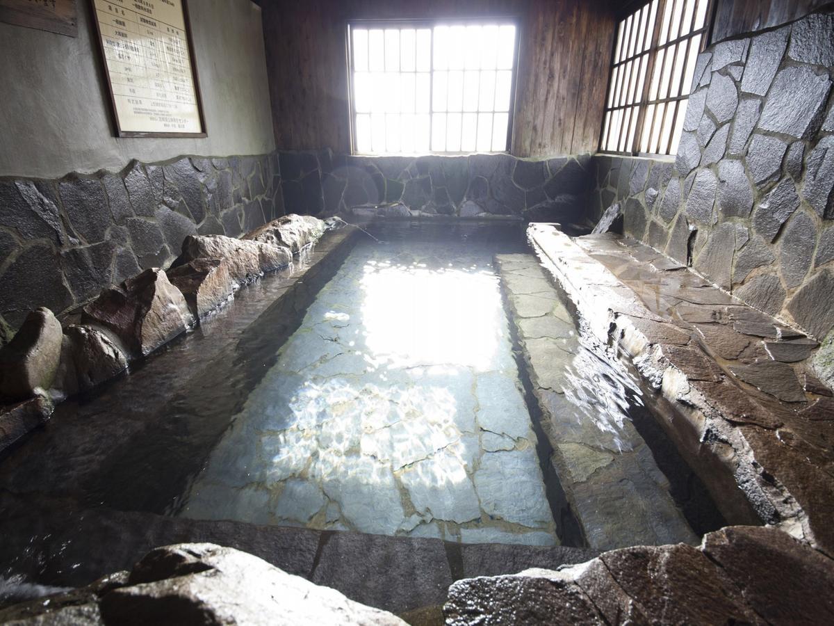 Hotel Gokuraku Onsen Takumi No Yado Takaharu Exterior foto